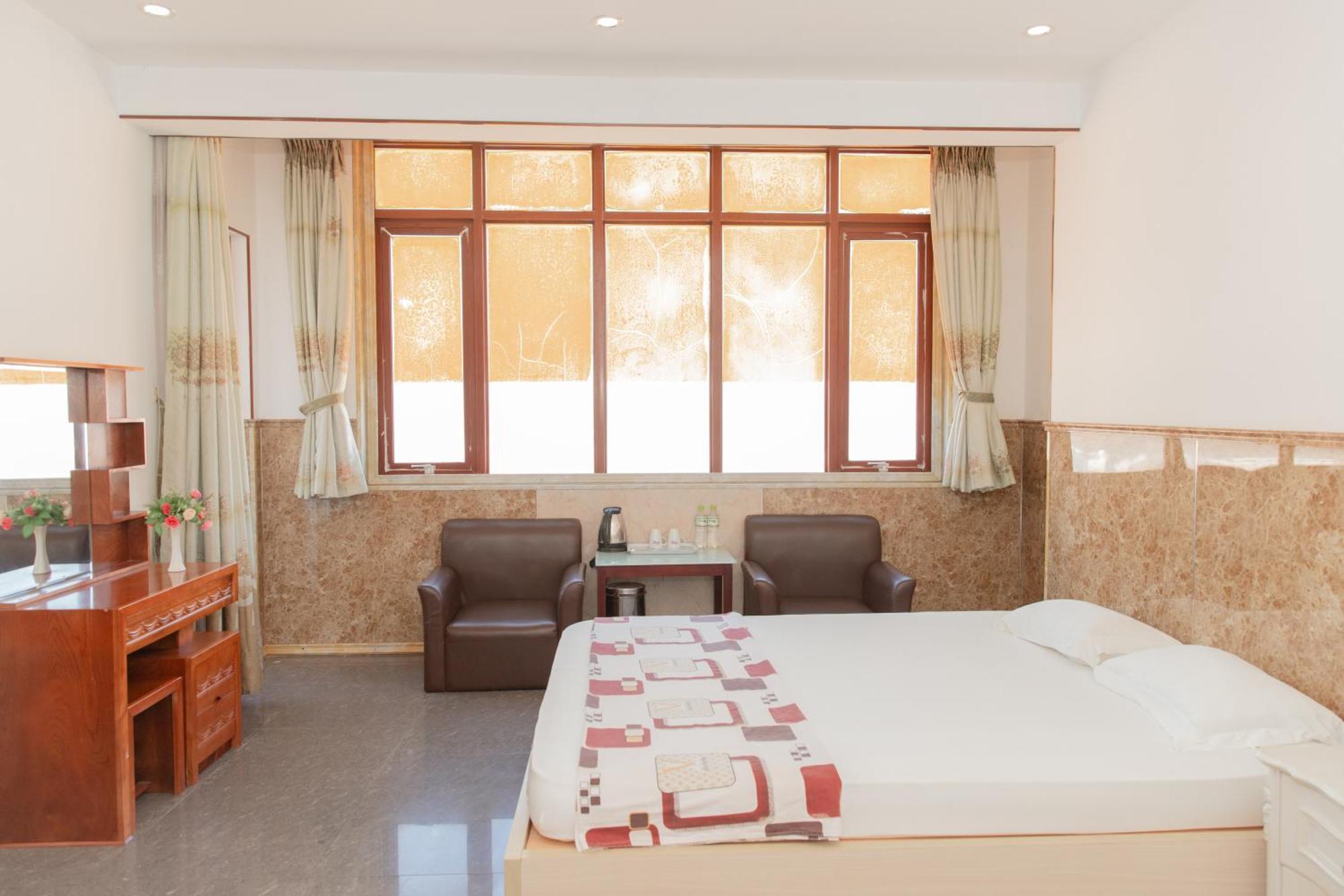 Khach San Son Thinh Hotel หวุงเต่า ภายนอก รูปภาพ