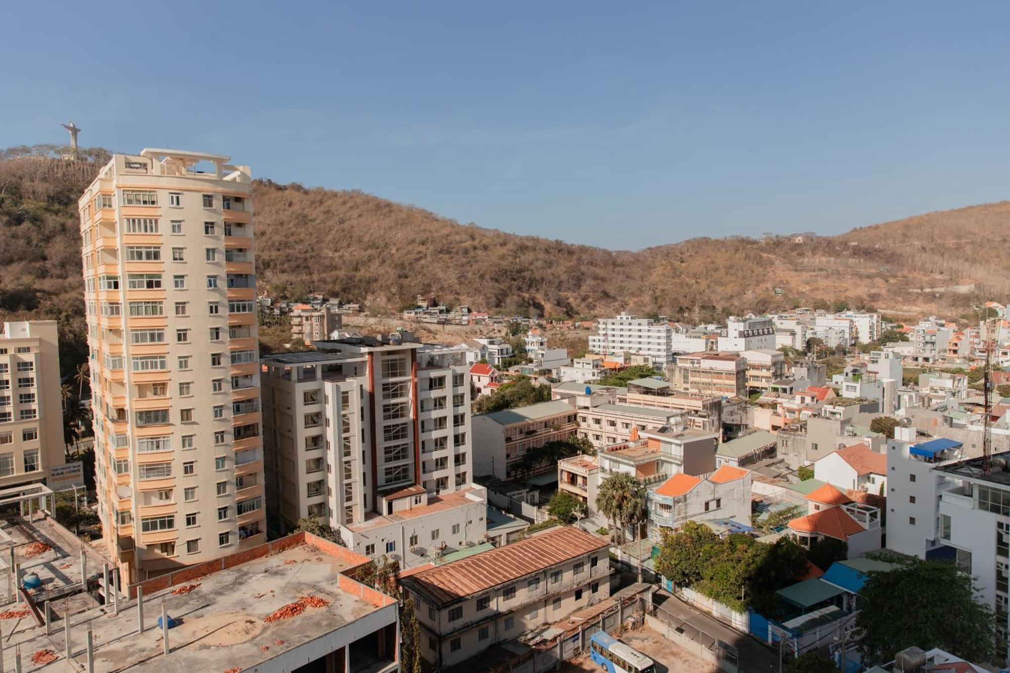 Khach San Son Thinh Hotel หวุงเต่า ภายนอก รูปภาพ